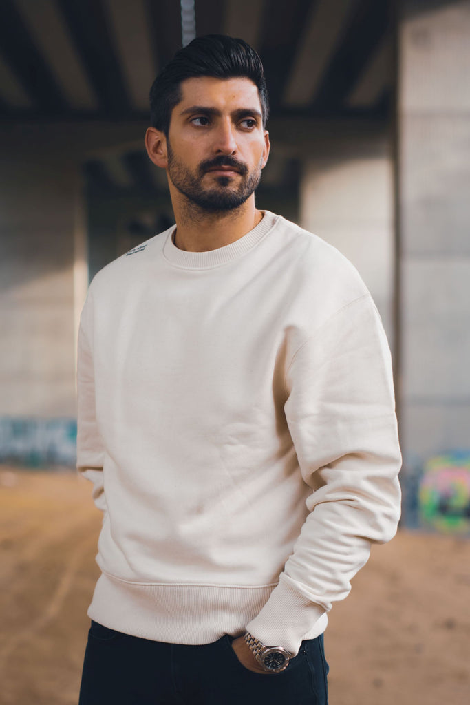 Never Stop Burning – Organic Oversized Sweatshirt mit mutigem Statement
